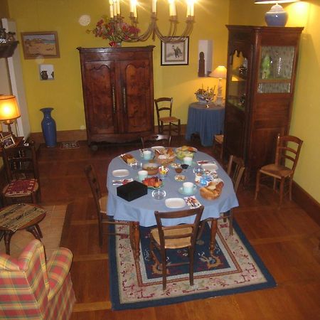 Bed and Breakfast Le Logis Des Tourelles Beaupréau Zewnętrze zdjęcie