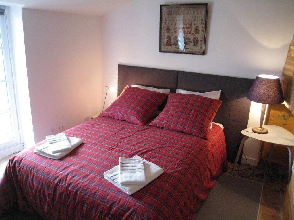 Bed and Breakfast Le Logis Des Tourelles Beaupréau Pokój zdjęcie